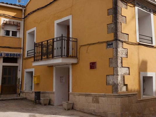 Centro de Interpretación Ruta de los Dinosaurios en Fuentes